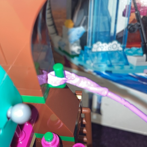 Disney Lego set 41164 Frozen II Enchanted tree house - Picture 5 of 6